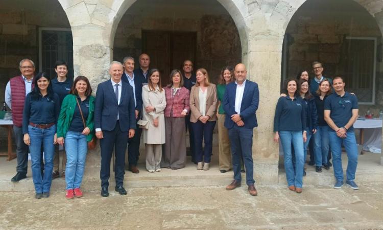 Imagen del equipo técnico y Comité de Autoridades de la Estrategia Ebro Resilience