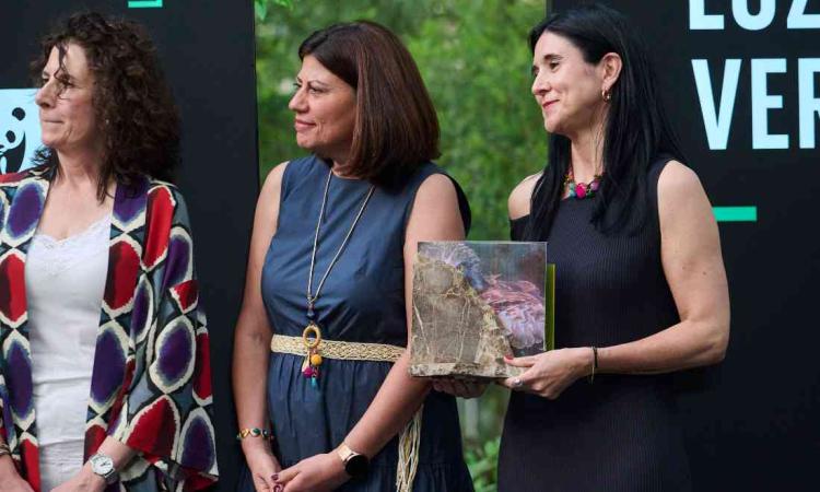 Eva Zaragüeta, técnica de Agua de GAN-NIK recoge el premio Luz Verde en el Jardín Botánico de Madrid