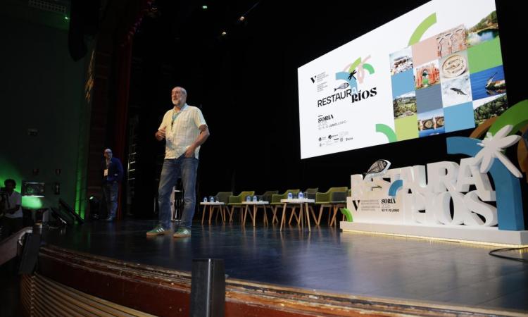 Josu Elso, de Orekan, en un momento de su presentación