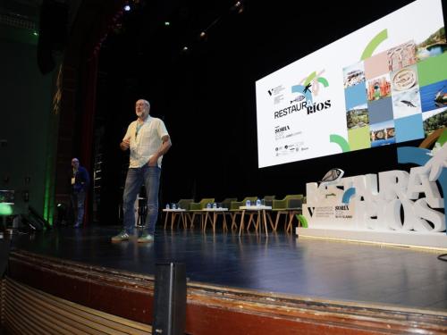 Josu Elso, de Orekan, en un momento de su presentación